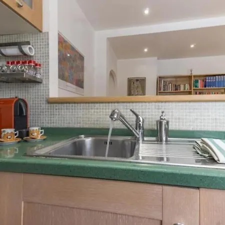 Ottimo Per Policlinico Gemelli, Non Lontano Da San Pietro Apartment